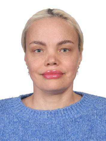 Олена Шатова